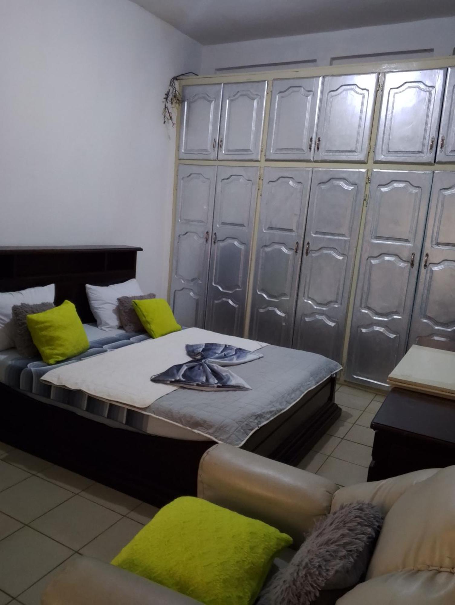 Appart Meuble Le Dakota Yaoundé Zewnętrze zdjęcie
